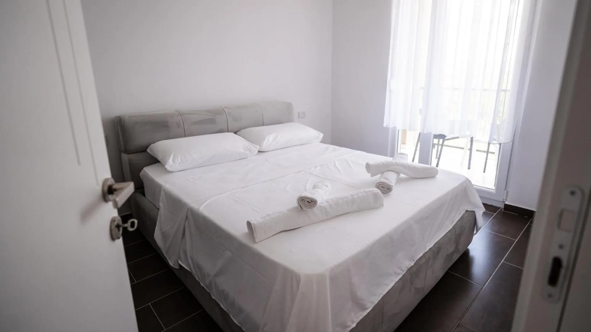 Fuya Apartments Shengjin